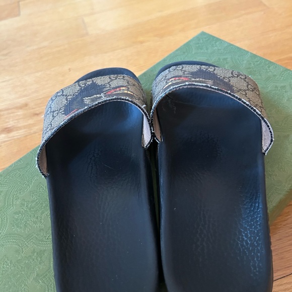 Gucci Kids Brown and Black Patterned Slide Sandals - Picture 2 of 4